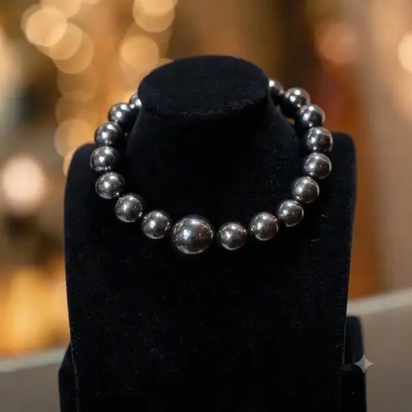 Hematite_Grounding,_Focus_&_Protection_Bracelet