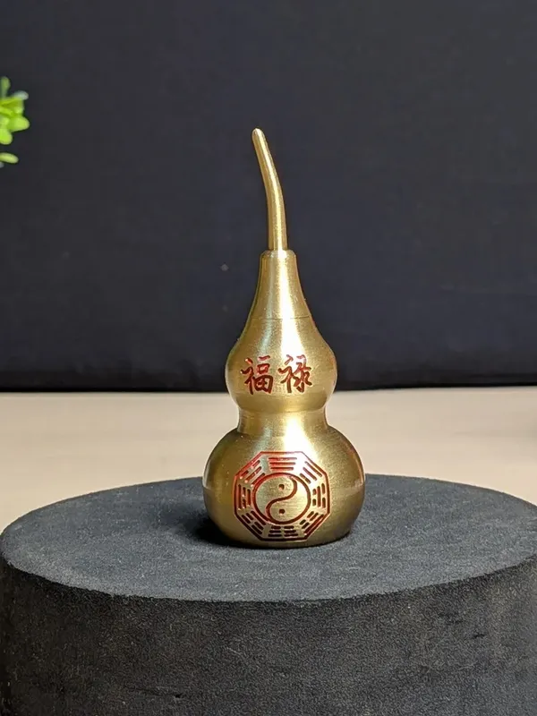 Brass_Feng_Shui_Wu_Lou_Gourd_Decorative_Figurine
