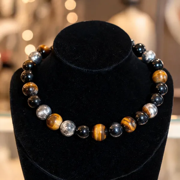 Black_Brown_Natural_Crystal_Beaded_Protection_Bracelet_For_Men