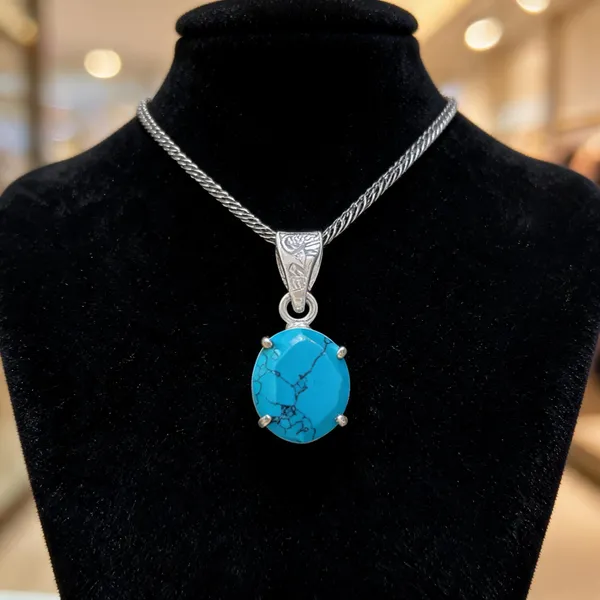 Blue_Turquoise_Crystal_Oval_Pendant_Necklace_For_Women