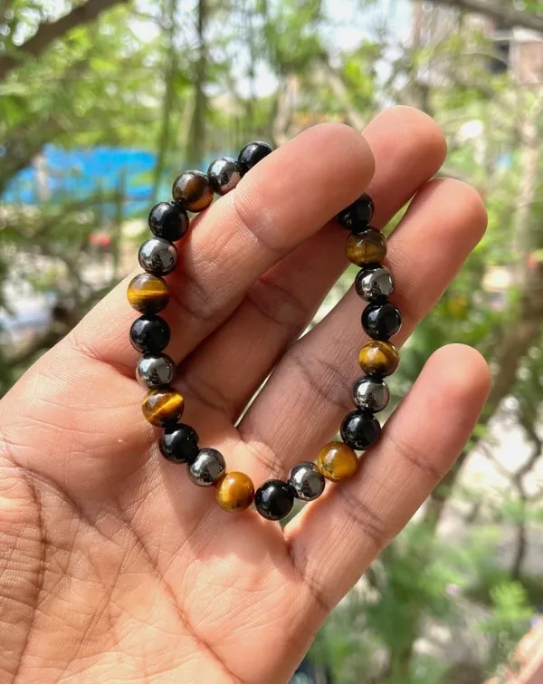 Black_Brown_Natural_Crystal_Beaded_Protection_Bracelet_For_Men