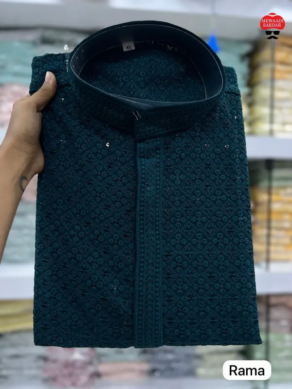 Traditional_chikan_work_kurta_for_all_beautiful_occasions