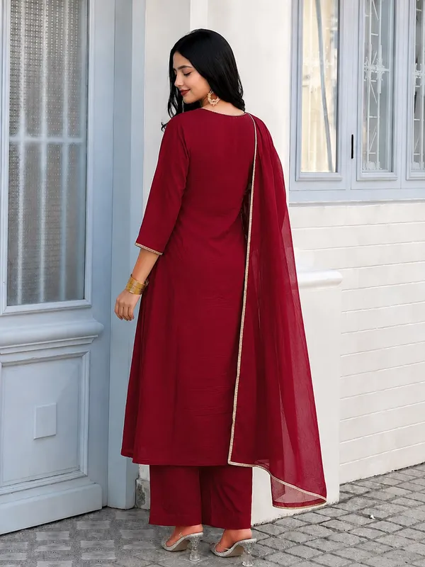 Maroon_Roman_Silk_Embroidered_Kurti_Pant_Set_For_Women