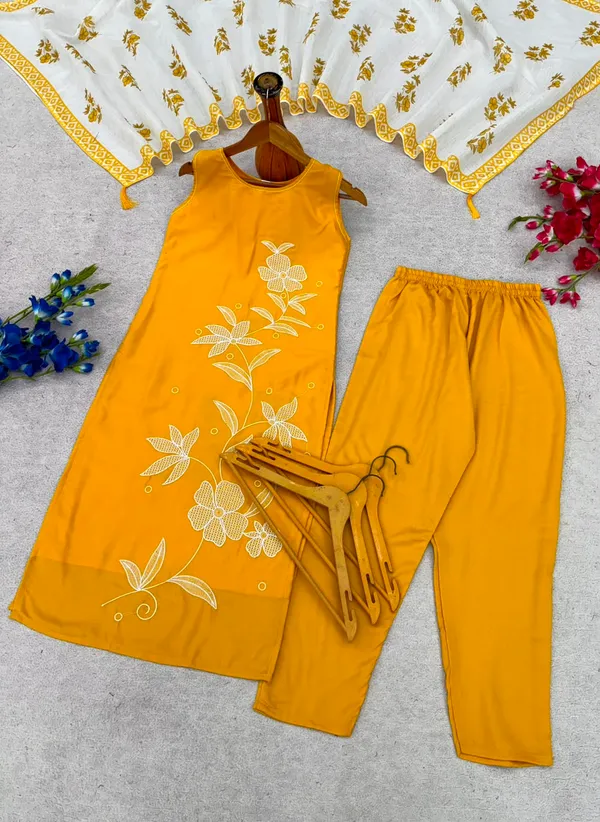 Yellow_Rayon_Embroidered_Kurti_Pant_Set_For_Women