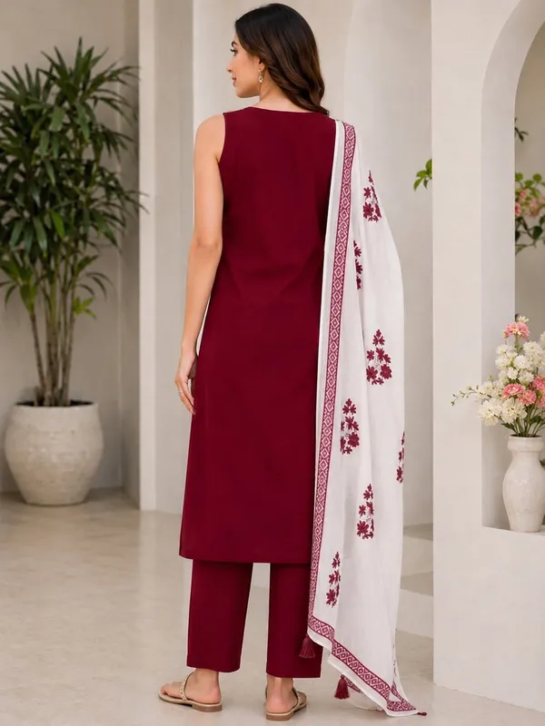 Maroon_Rayon_Embroidered_Kurti_Pant_Set_For_Women