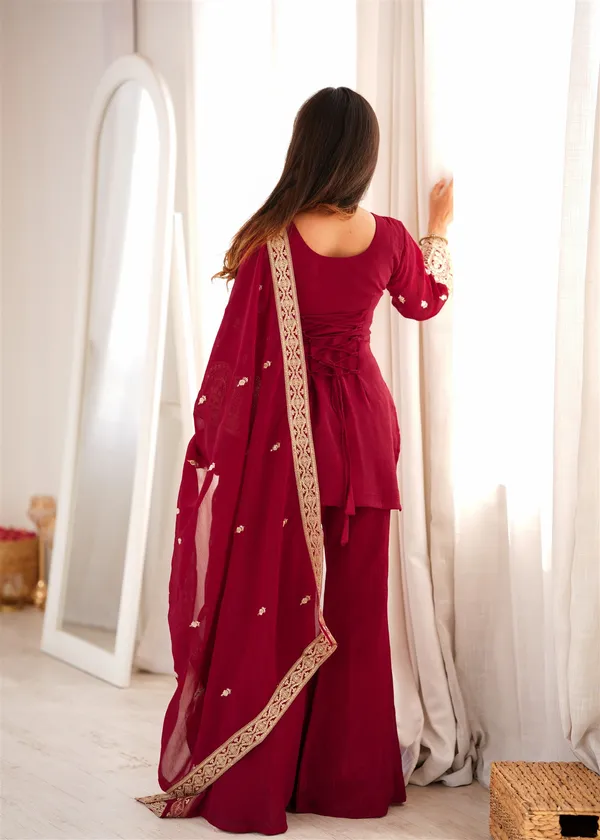 Crunchy_Silk_Fabric_With_Embroidery_Sequence,_Dori_And_Jari_Work,Top_With_Dupatta_Set_Bell_Bottom_Pent_Ready_To_Wear