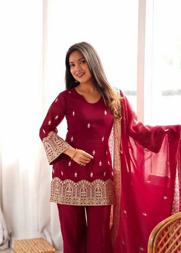 Crunchy_Silk_Fabric_With_Embroidery_Sequence,_Dori_And_Jari_Work,Top_With_Dupatta_Set_Bell_Bottom_Pent_Ready_To_Wear