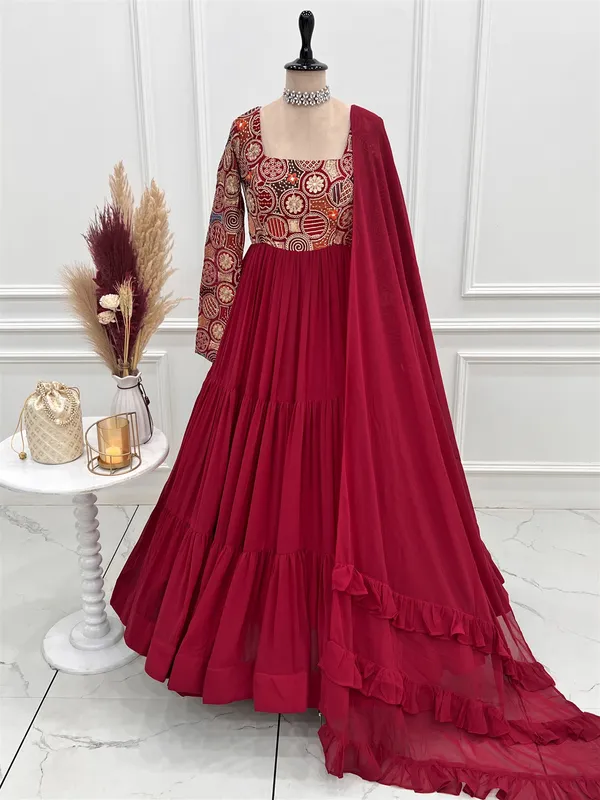 Fox_Georgette_Fabric_Fully_Flare_Anarkali_With_Dupatta_Set_Pent_Ready_To_Wear