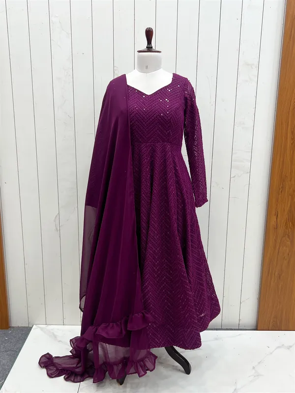Fully_Flare_Kali_Pattern_And_Canvas_Patta_With_Dupatta_Set_Pent_Ready_To_Wear