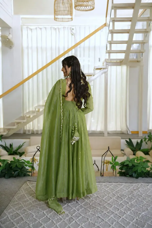 Green_Color_Beautiful_Gown_In_Silk_Fabric