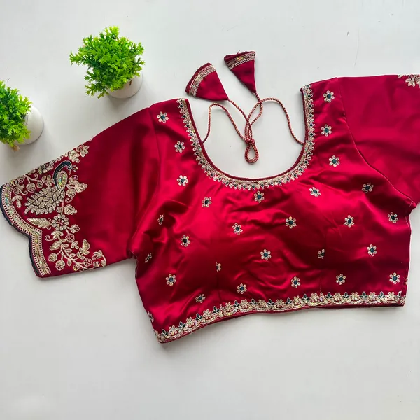 Maroon_Readymade_Blouse_in_Silk_Fabric