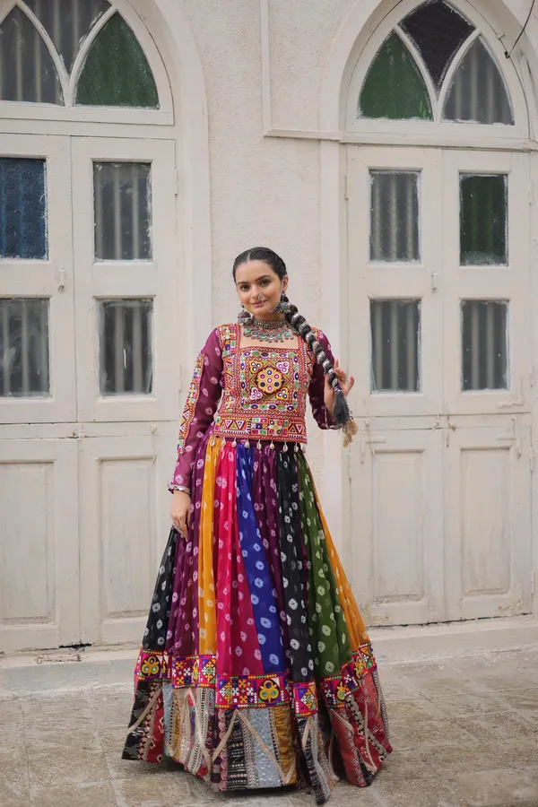 Navratri_Lehenga_Choli_in_Georgette_print_and_attractive_combination_of_wintage_and_gamthi_embellished_work_
