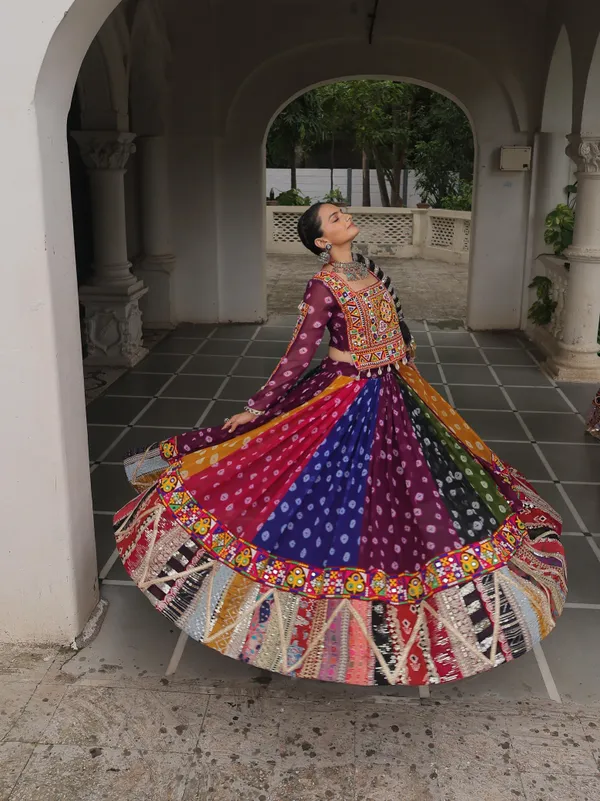 Navratri_Lehenga_Choli_in_Georgette_print_and_attractive_combination_of_wintage_and_gamthi_embellished_work_