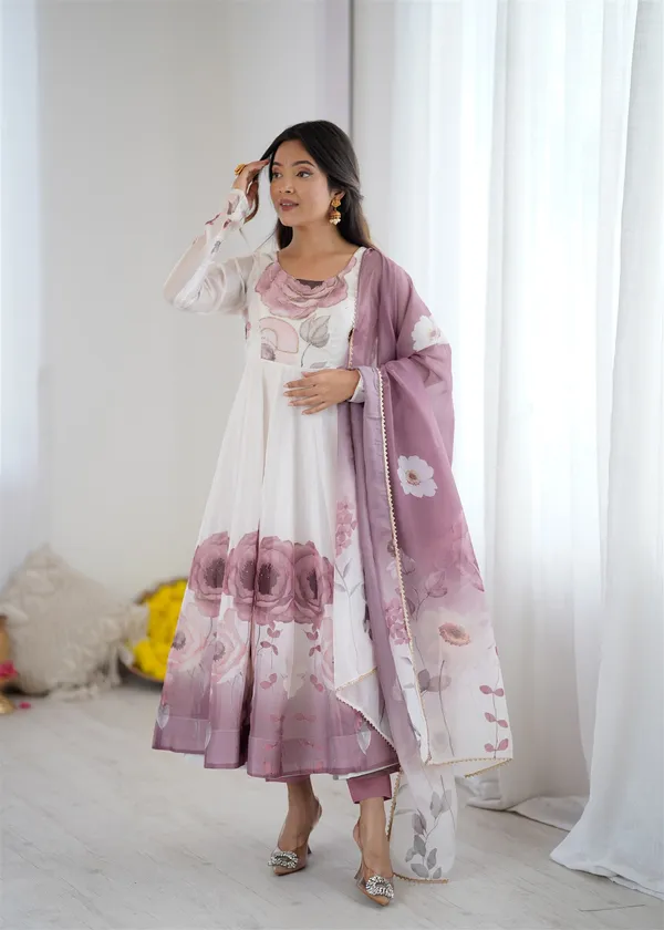 Organja_Silk_Fabric_Fully_Flair_Kali_Pattern_And_Canvas_Patta_With_Dupatta_Set_Pent_Ready_To_Wear