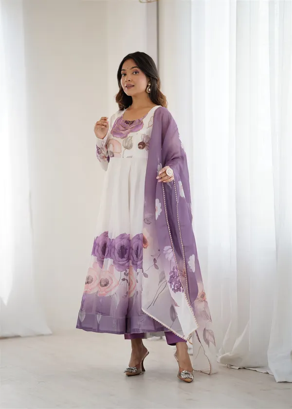Organja_Silk_Fabric_Fully_Flair_Kali_Pattern_And_Canvas_Patta_With_Dupatta_Set_Pent_Ready_To_Wear