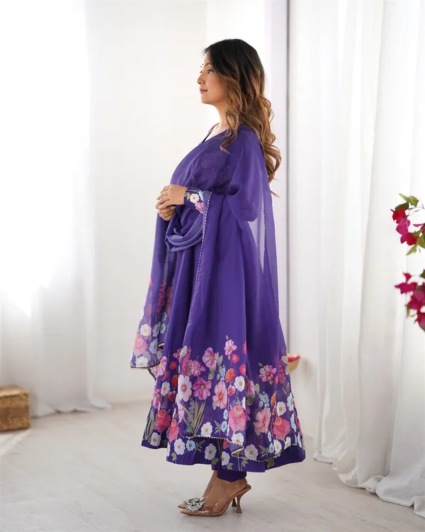Organja_Silk_Fabric_Fully_Flair_Kali_Pattern_And_Canvas_Patta_With_Duppta_Set_Pent_Ready_To_Wear
