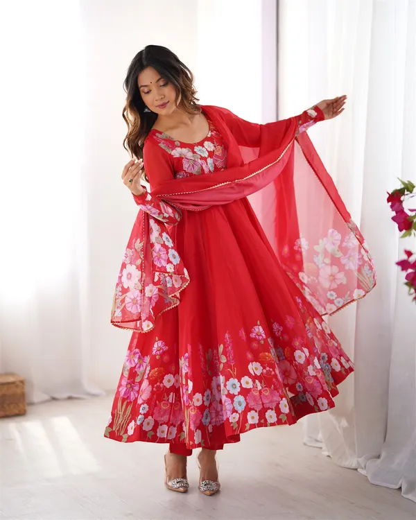 Organja_Silk_Fabric_Fully_Flair_Kali_Pattern_And_Canvas_Patta_With_Duppta_Set_Pent_Ready_To_Wear