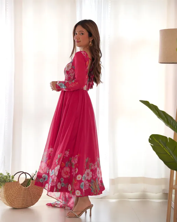 Organja_Silk_Fabric_Fully_Flair_Kali_Pattern_And_Canvas_Patta_With_Duppta_Set_Pent_Ready_To_Wear
