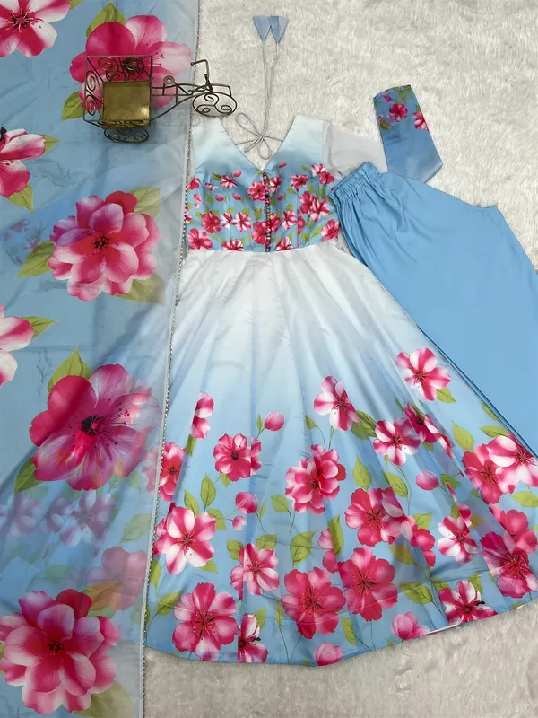 Organja_Silk_Fabric_Fully_Flare_Kali_Pattern_And_Canvas_Patta_With_Dupatta_Set_Pent_Ready_To_Wear