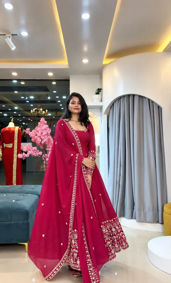 Pink_Color_Beautiful_Anarakli_Dress_in_Crunchy_Silk_FAbric