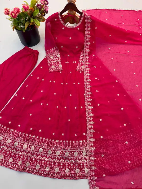 Pink_Color_Beautiful_Anarakli_Dress_in_Crunchy_Silk_FAbric