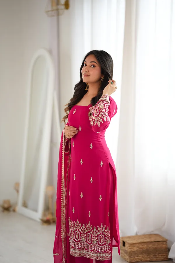 Pink_Color_Georgette_Fabric_Partywear_Dress_