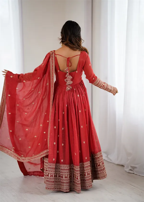 Premium_Quality_Pure_Crunchy_Silk_Fabric_Fully_Flair_Gown,With_Duppta_Set