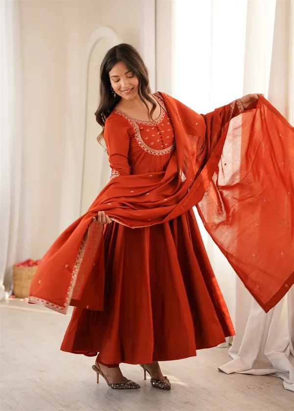 Roman_Chanderi_Silk_Fabric_Anarakli_Dress_