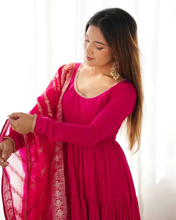 Roman_silk_Chanderi_Fabric_Fully_Flair_Anarkali_With_Dupatta_Set_Pent_Ready_To_Wear