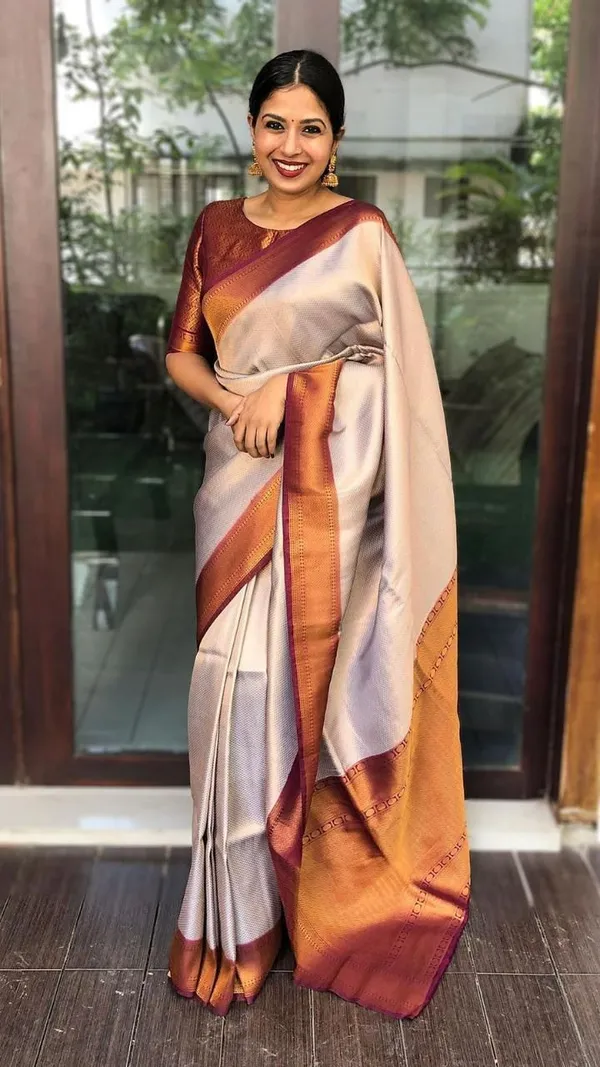 Grey_Silk_Blend_Woven_Banarasi_Saree_For_Women