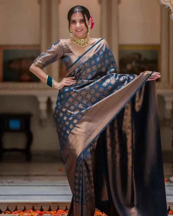 Blue_Silk_Blend_Woven_Banarasi_Saree_For_Women
