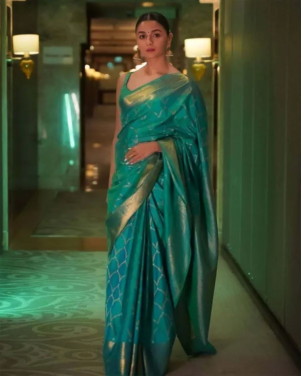 Blue_Cotton_Silk_Woven_Saree_For_Women
