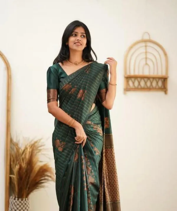 Green_Pure_Silk_Woven_Striped_Banarasi_Saree_For_Women