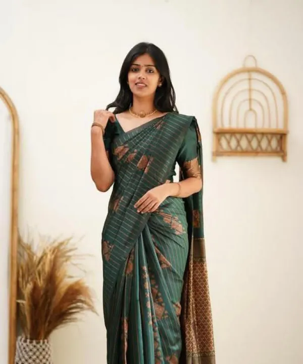 Green_Pure_Silk_Woven_Striped_Banarasi_Saree_For_Women