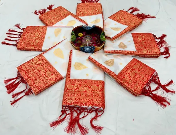 White_Cotton_Silk_Woven_Self_Design_Banarasi_Saree_For_Women