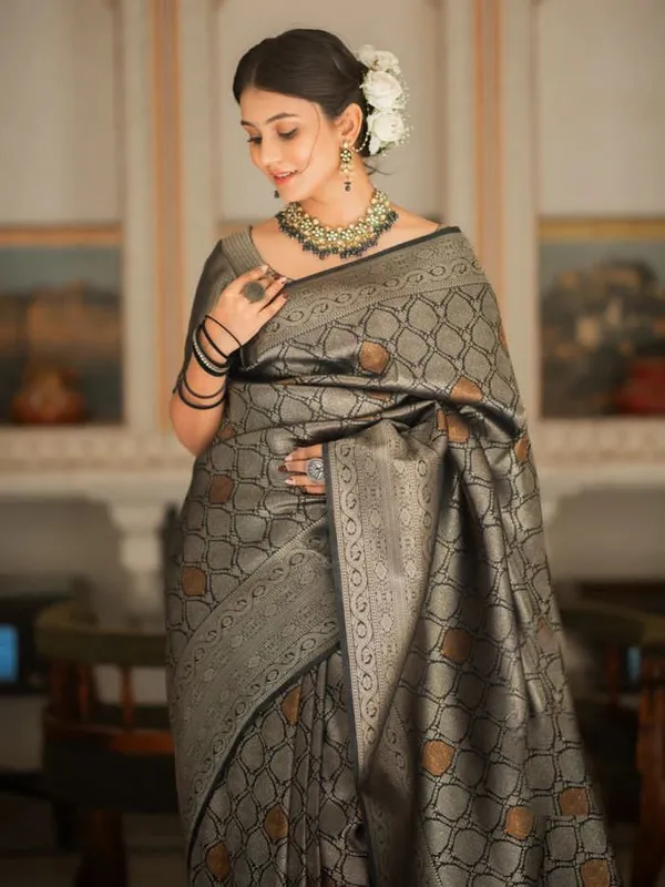 Grey_Cotton_Silk_Banarasi_Geometric_Woven_Regular_Saree_For_Women