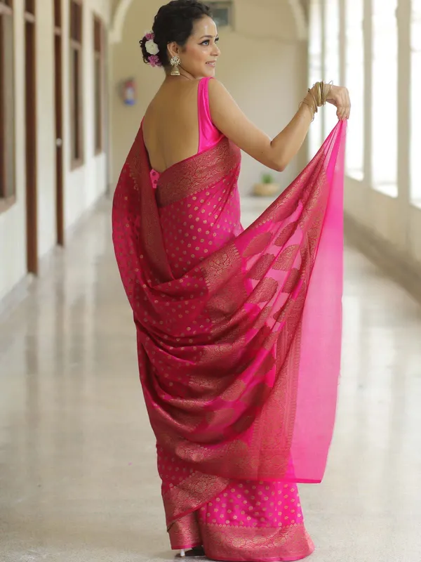 Pink_Cotton_Silk_Polka_Print_Banarasi_Regular_Saree_For_Women