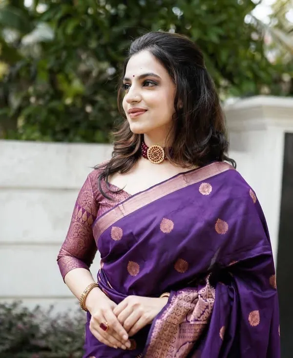 Purple_Cotton_Silk_Woven_Banarasi_Saree_For_Women
