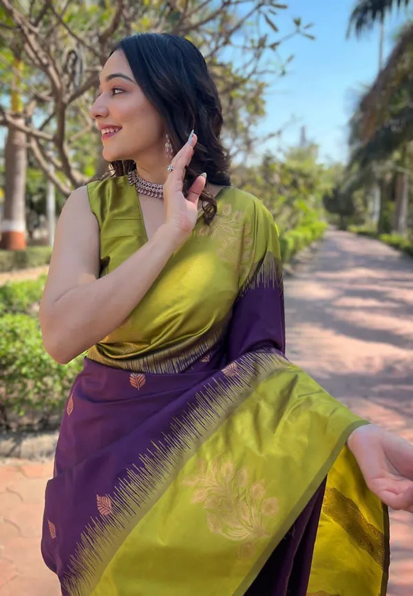 Purple_Cotton_Silk_Self_Design_Woven_Banarasi_Saree_For_Women