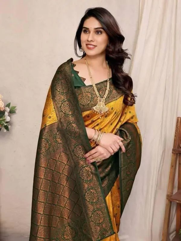 Yellow_Cotton_Silk_Woven_Floral_Temple_Border_Banarasi_Saree_For_Women