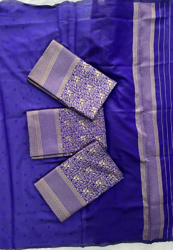 Purple_Cotton_Silk_Floral_Temple_Border_Banarasi_Saree_For_Women