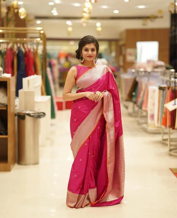 Pink_Cotton_Silk_Woven_Self_Design_Banarasi_Saree_For_Women