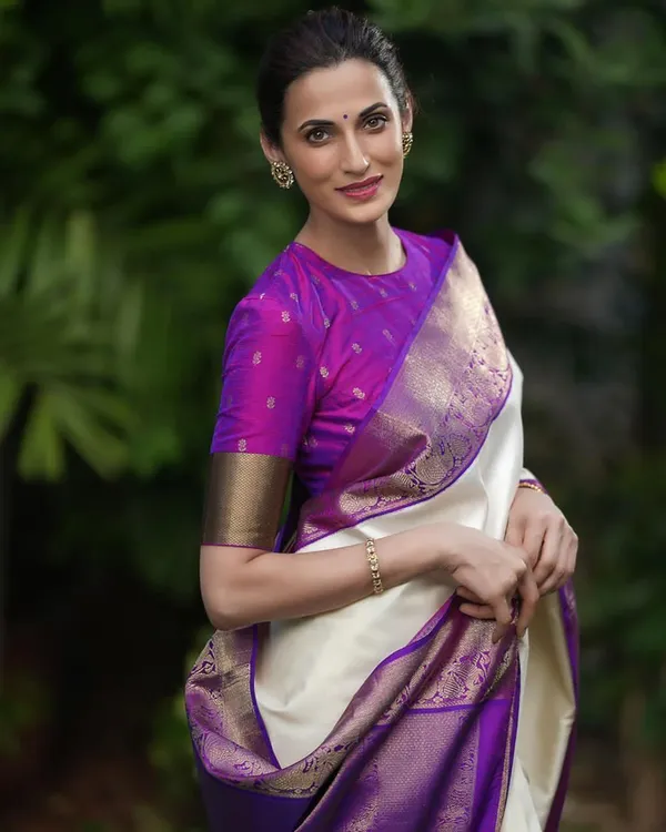 Cream_Purple_Pure_Silk_Jacquard_Banarasi_Saree_For_Women