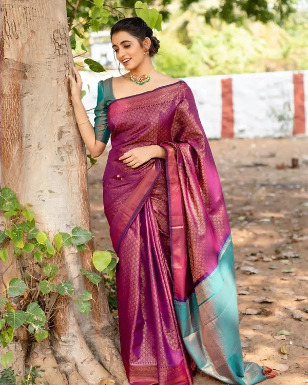 Purple_Dark_Green_Pure_Silk_Woven_Kanjivaram_Saree_For_Women