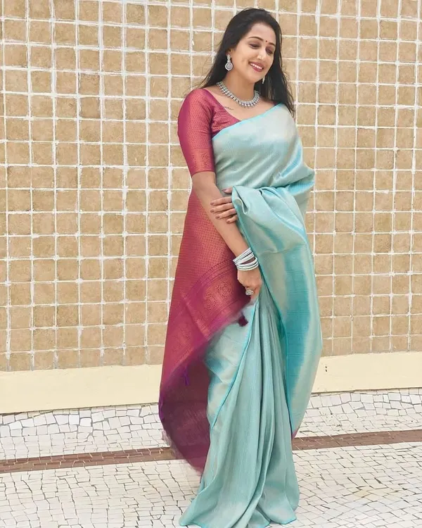 Light_Blue_Maroon_Pure_Silk_Woven_Banarasi_Saree_For_Women
