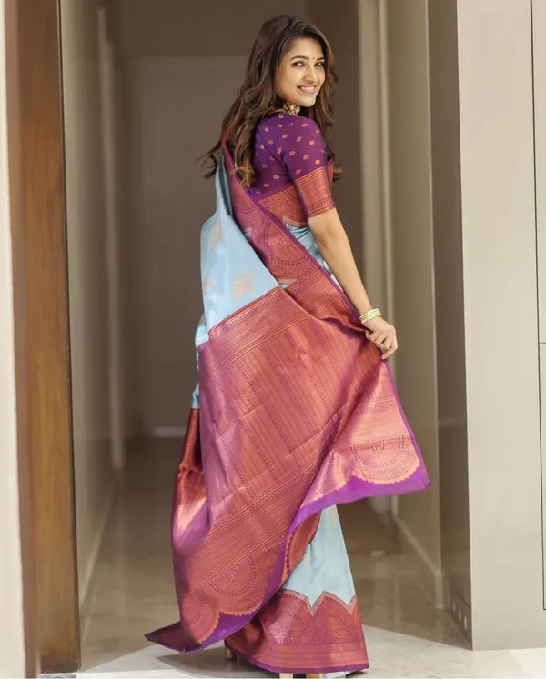 Light_Blue_Cotton_Silk_Temple_Border_Banarasi_Saree_For_Women