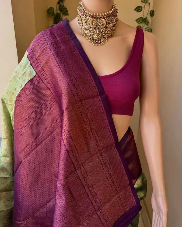 Green_Cotton_Silk_Geometric_Jacquard_Banarasi_Saree_For_Women