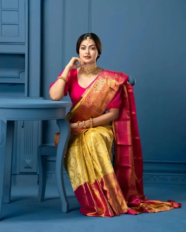 Yellow_Pink_Cotton_Silk_Woven_Banarasi_Saree_For_Women