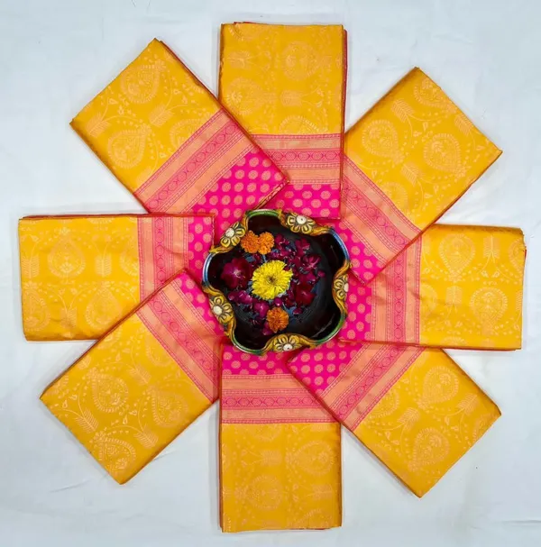 Yellow_Pink_Cotton_Silk_Woven_Banarasi_Saree_For_Women