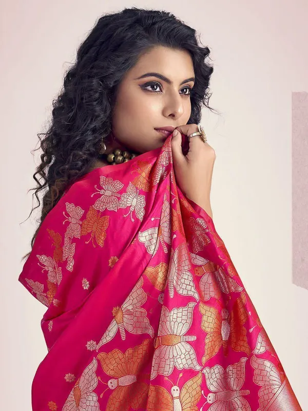 Pink_Pure_Silk_Woven_Banarasi_Jacquard_Saree_For_Women